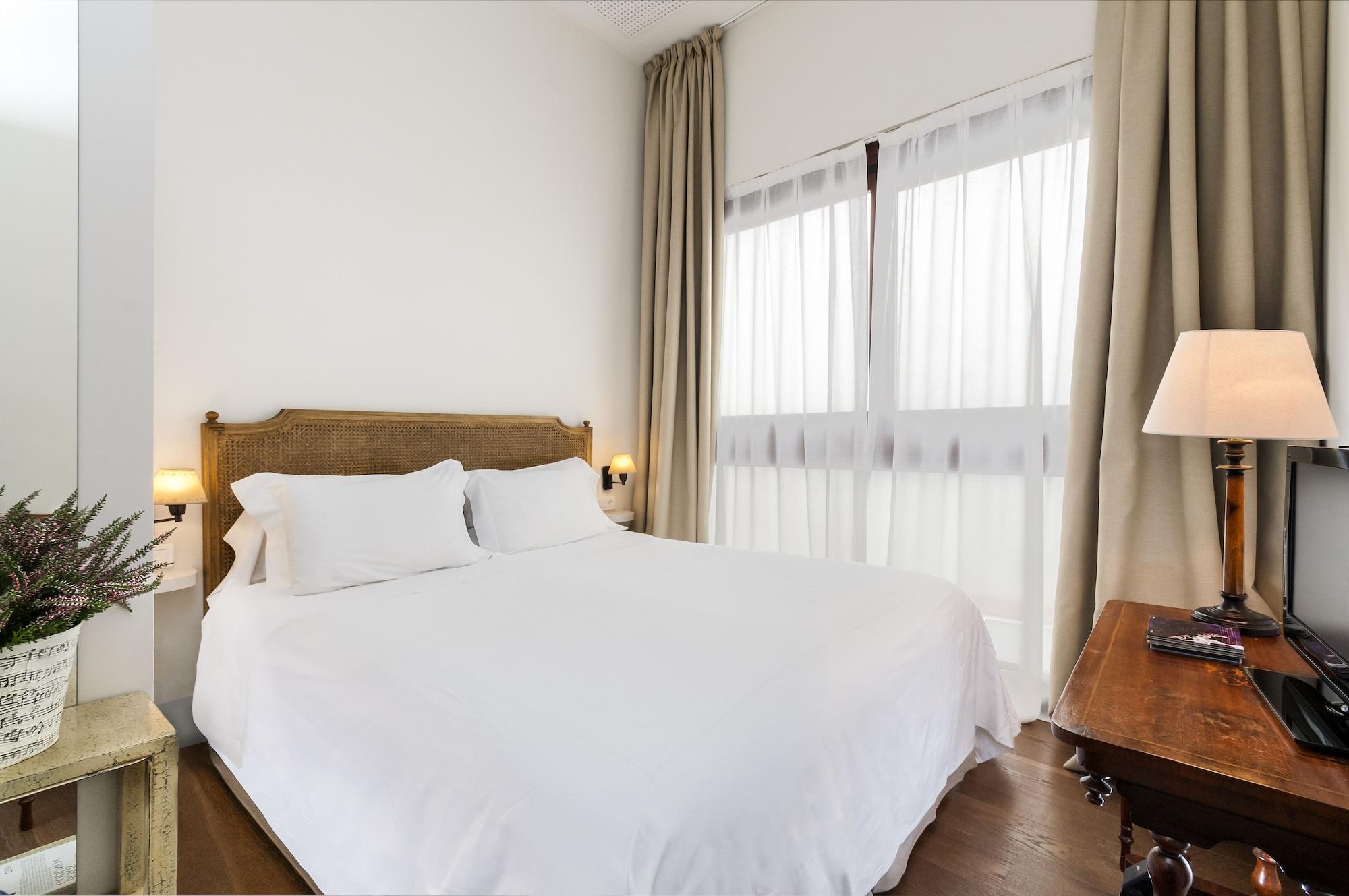 Hotel Amadeus Sevilla Exterior photo
