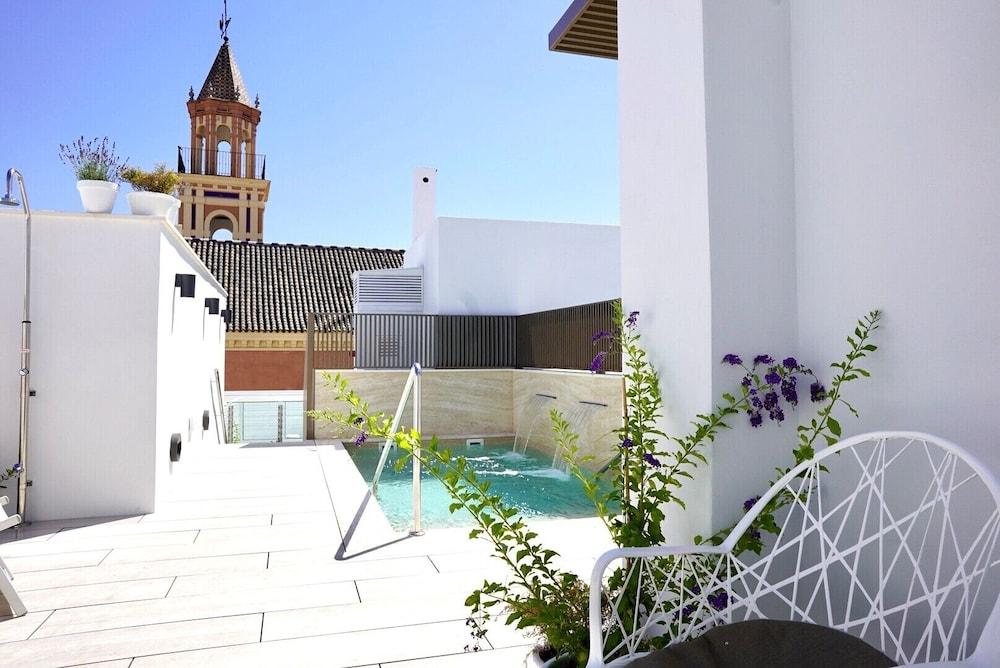 Hotel Amadeus Sevilla Exterior photo