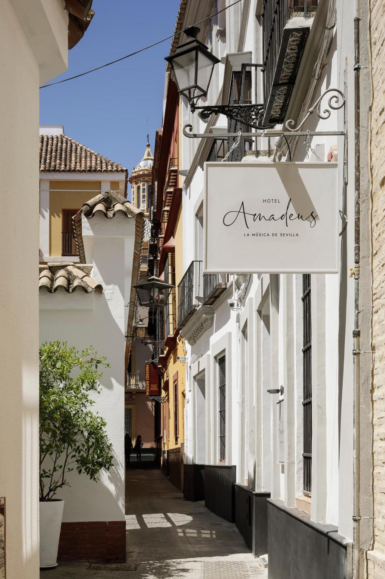 Hotel Amadeus Sevilla Exterior photo